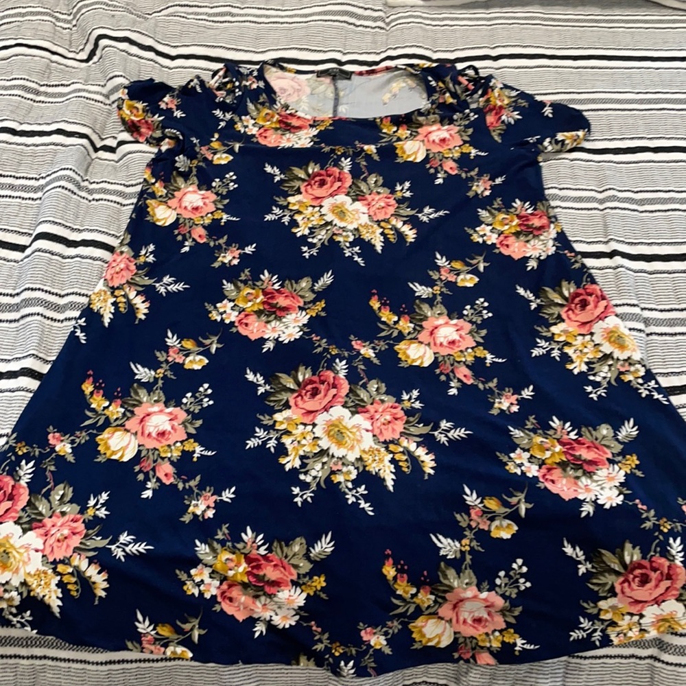 Women’s navy blue floral dress